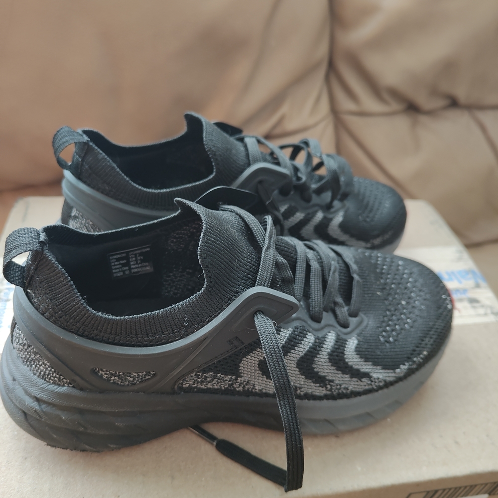 Boys Black Lace-Up Athletic Sneakers